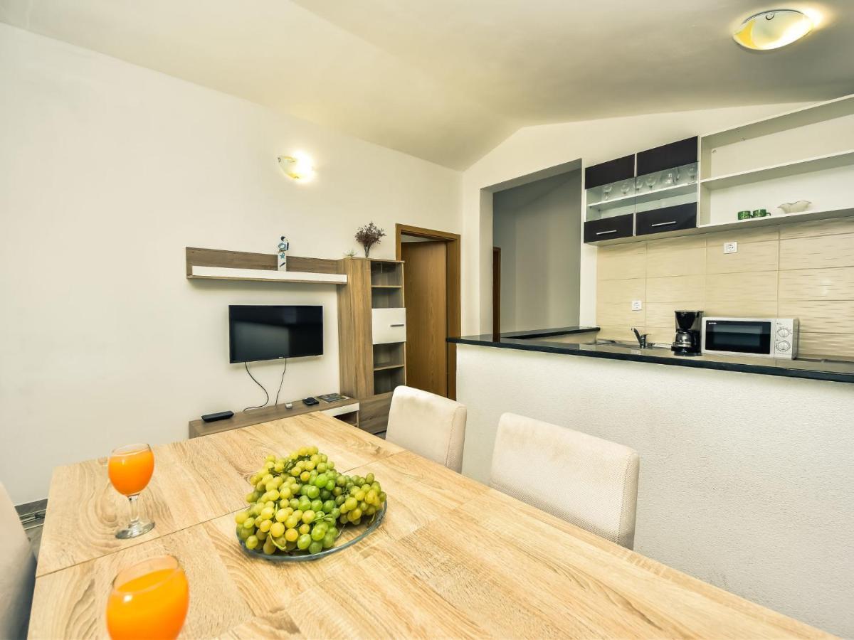 Holiday Home Marijana By Interhome Maslenica Eksteriør bilde